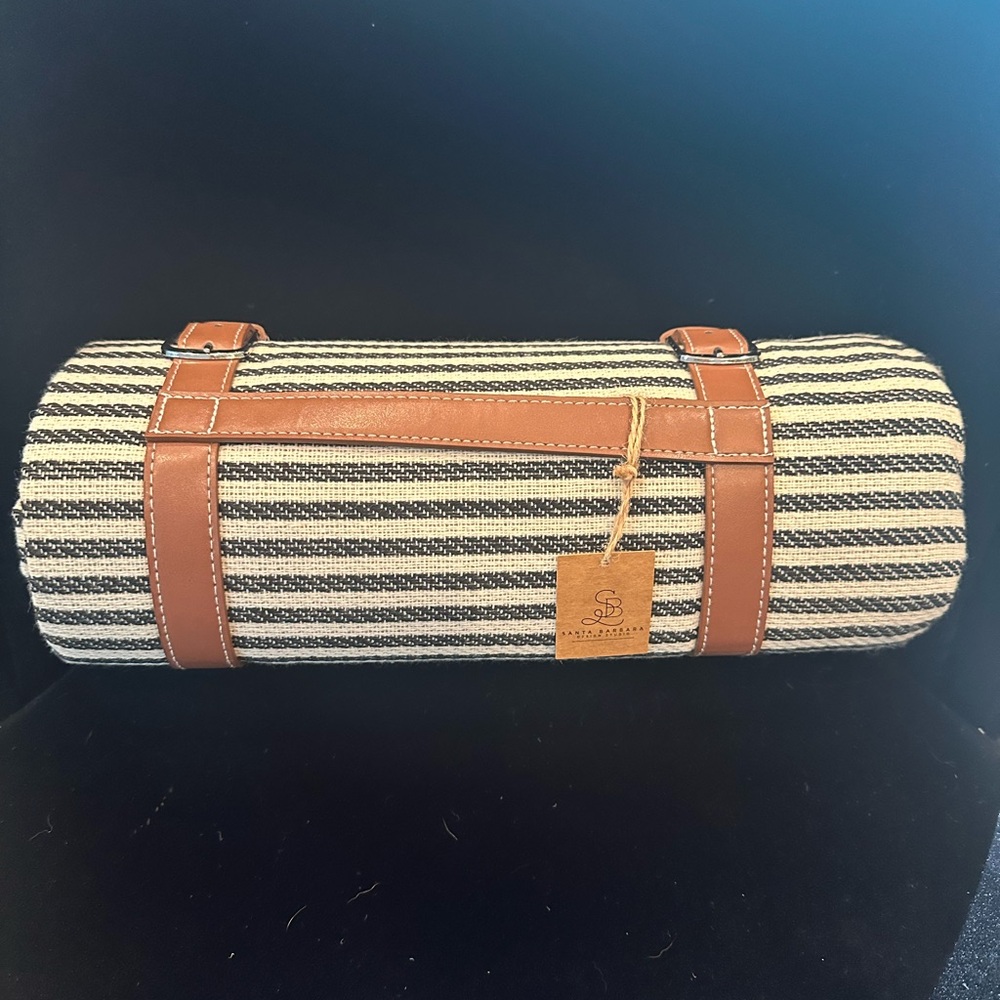 Santa Barbara Striped picnic blanket NWT - Picture 2 of 8
